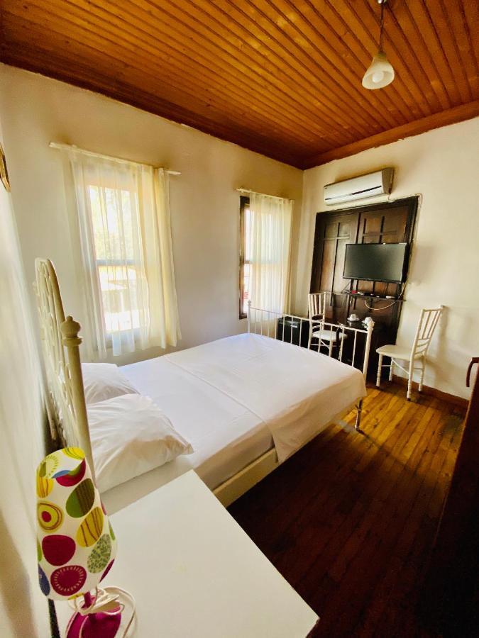 Pastor Historical Apart-Hotel The Gulf Of Esmirna Exterior foto